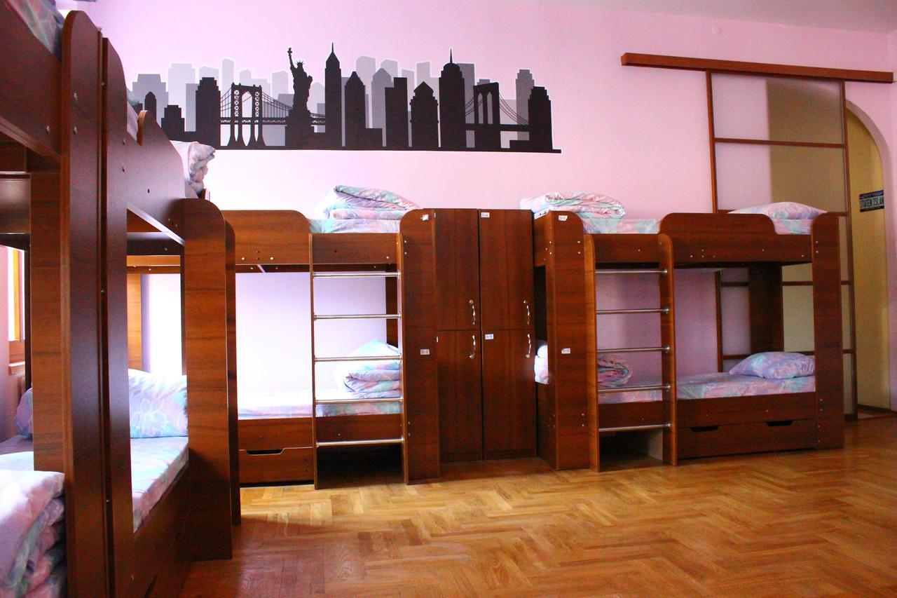 New York Hostel Lviv Eksteriør bilde