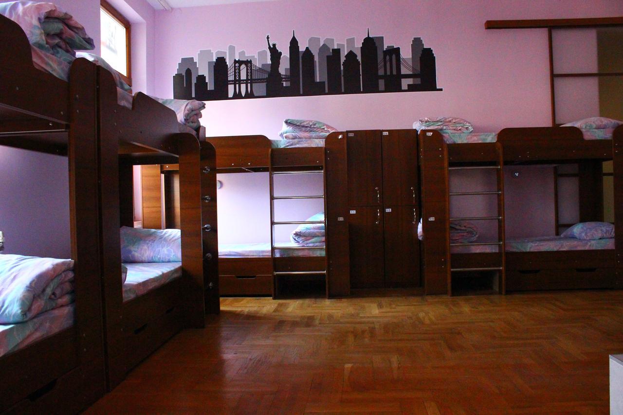 New York Hostel Lviv Eksteriør bilde